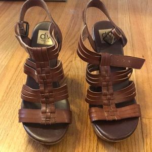 Brown dolce vita wedges
